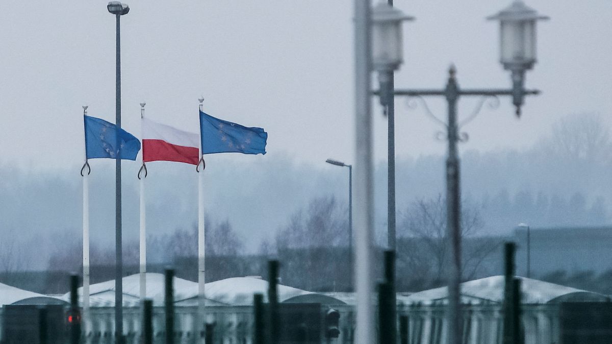 Le guardie di frontiera polacche hanno richiesto altre mille truppe al confine con la Bielorussia